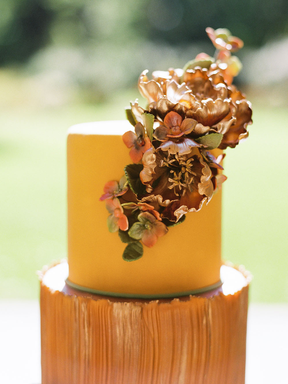 Fall Foliage Ceremony Arch Glen Manor House