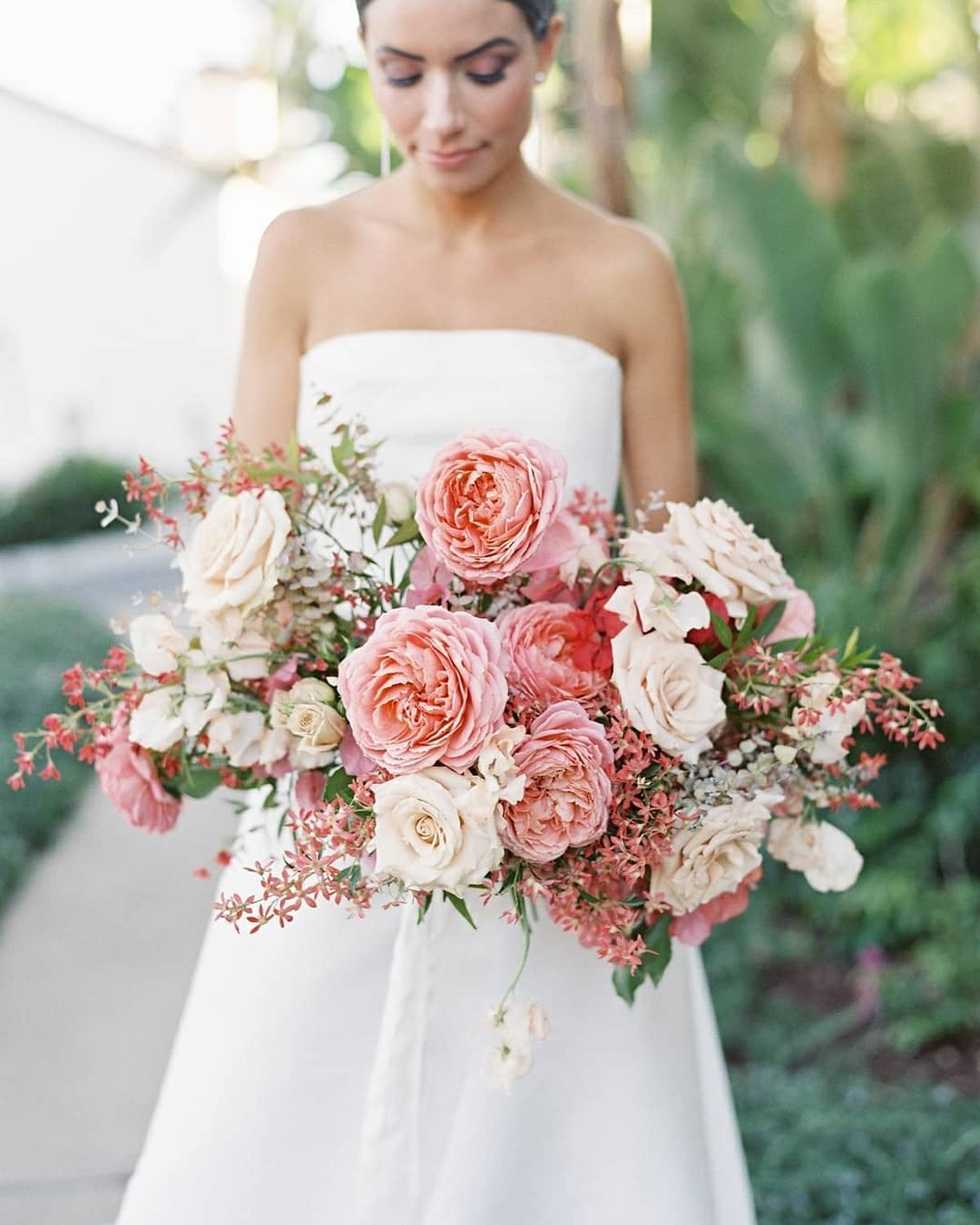 Spring Bridal Bouquets That Understood The Assignment