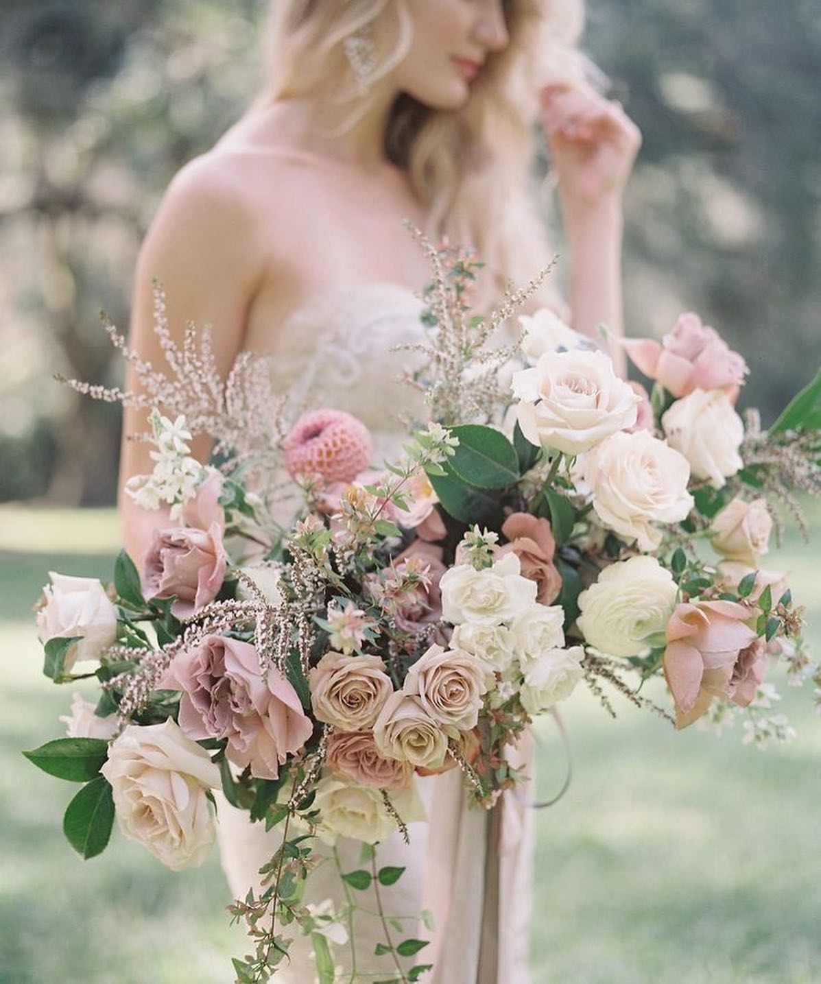 Spring Bridal Bouquets That Understood The Assignment