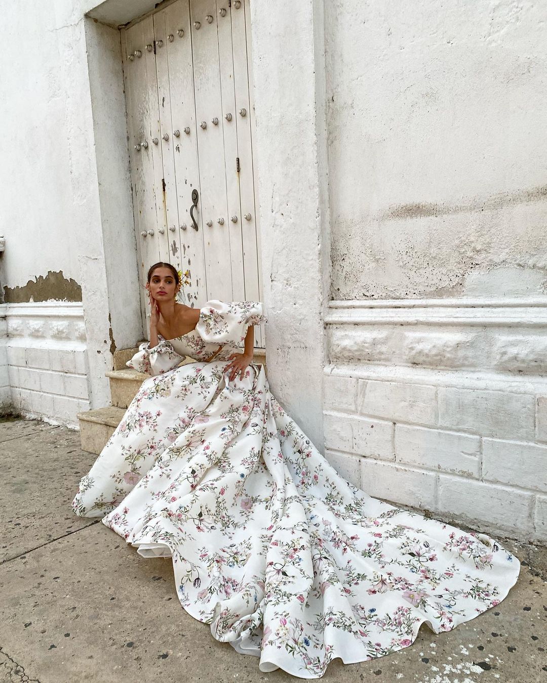 Puff Sleeve Wedding Dresses