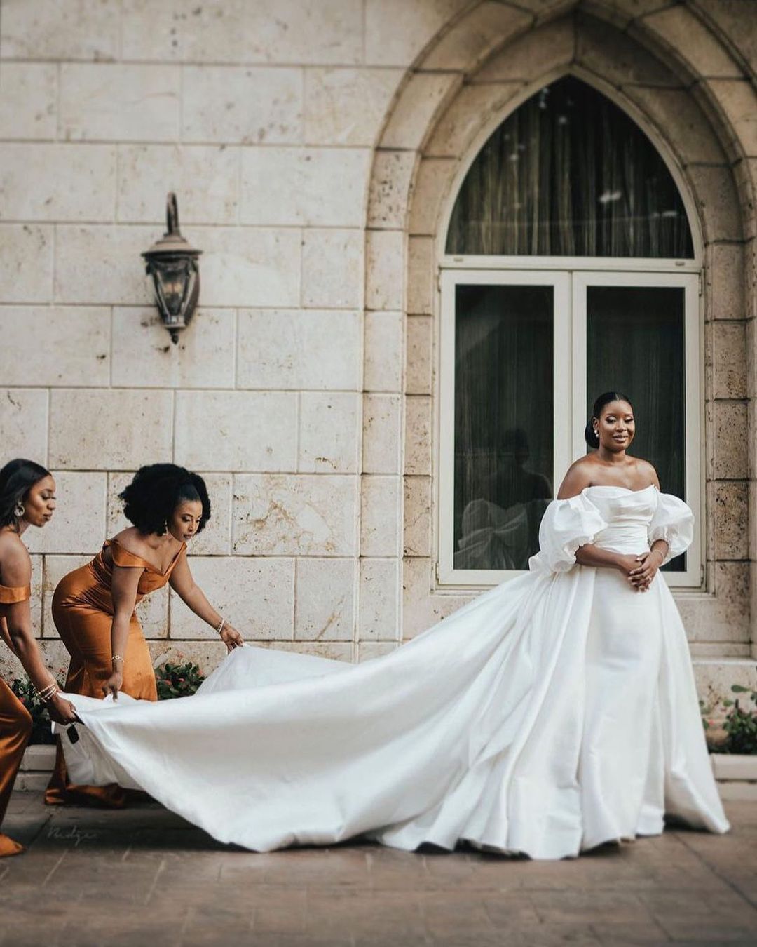 Puff Sleeve Wedding Dresses