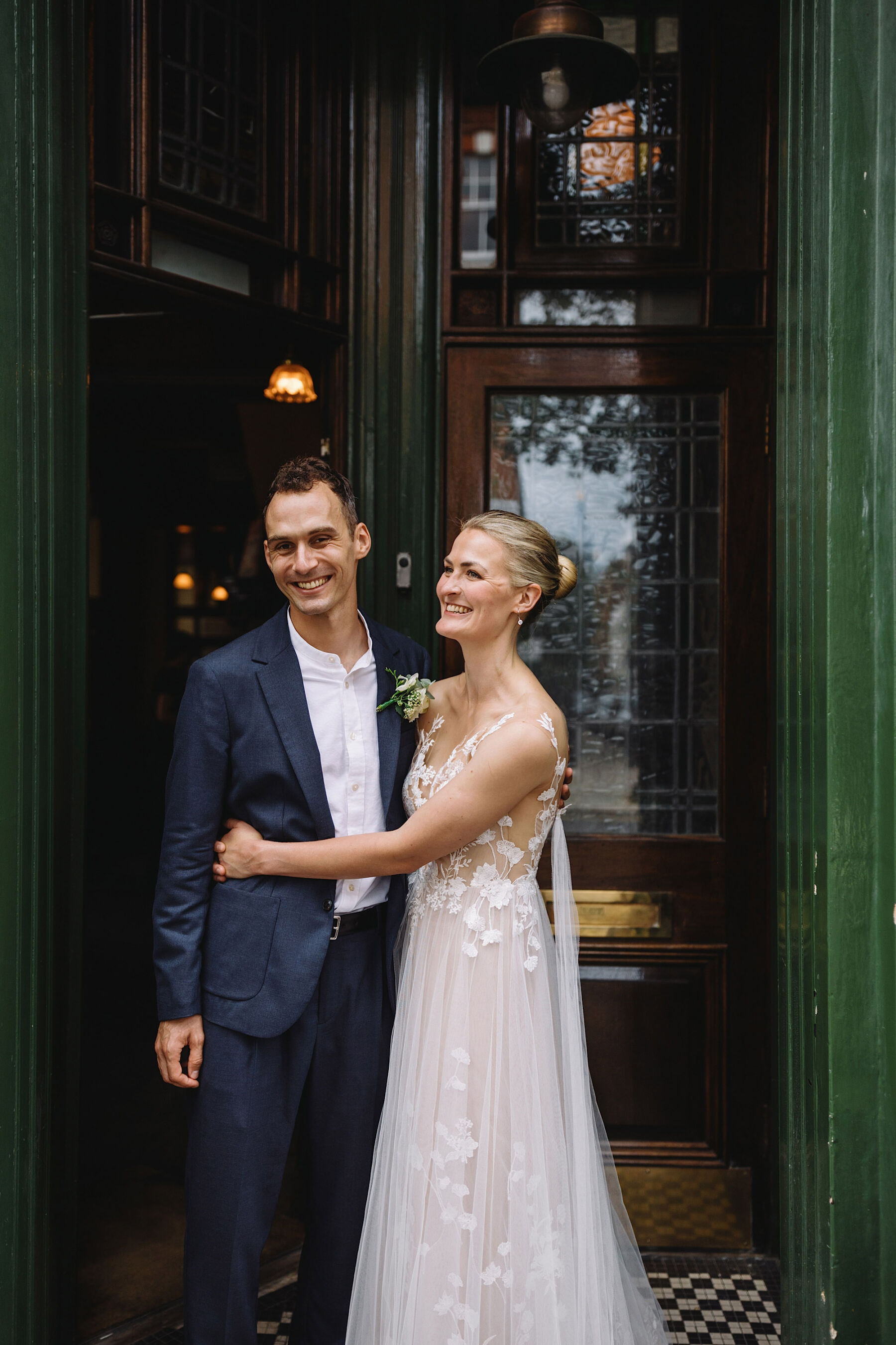 Anna Kara wedding dress. Wolf & Co. Photography.