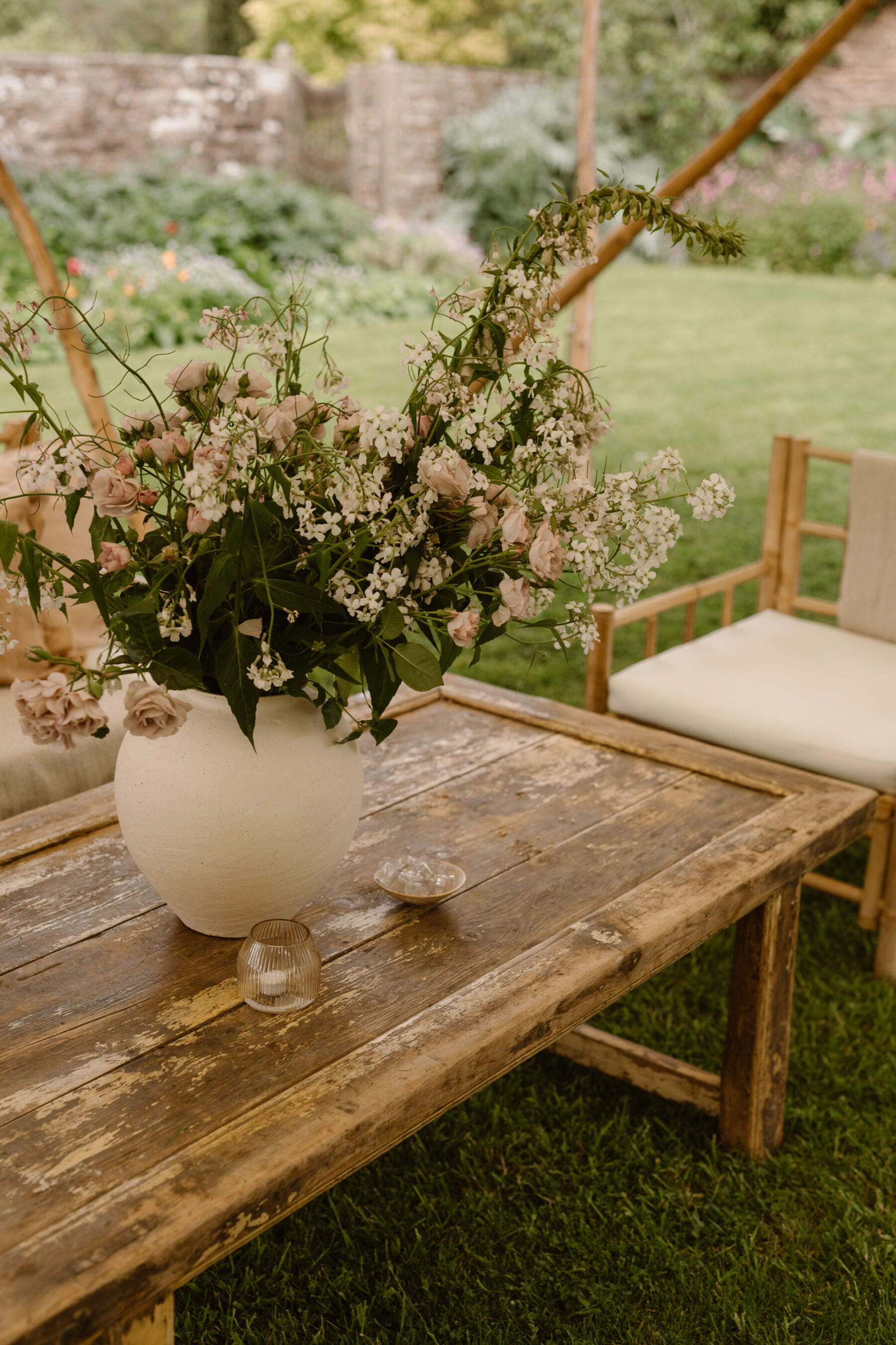 English wedding flowers. Liberty Lane.