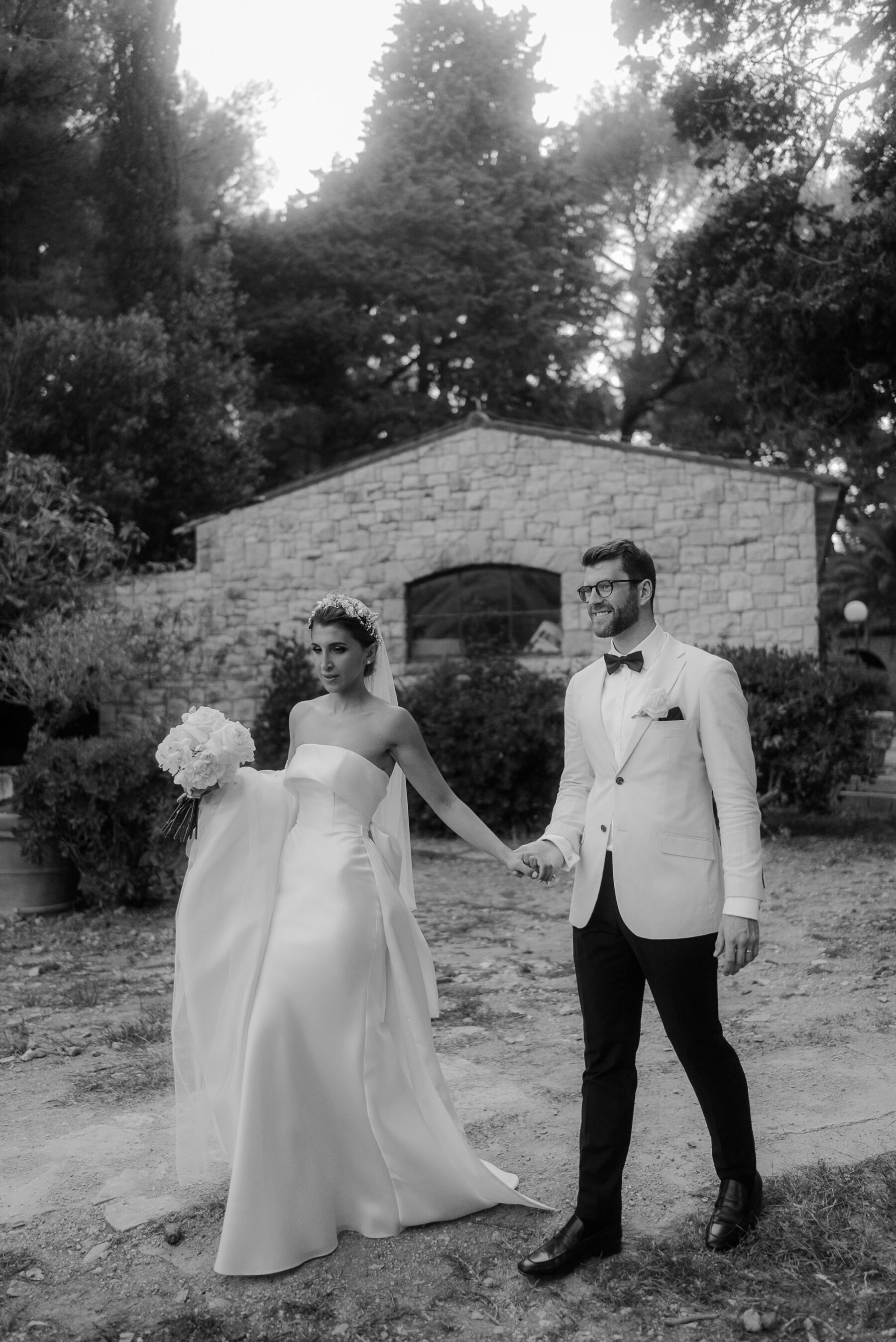 Sarah in Eva Lendel for her Classy & Contemporary Wedding in Croatia 6 Contemporary and minimalist Eva Lendel wedding dress