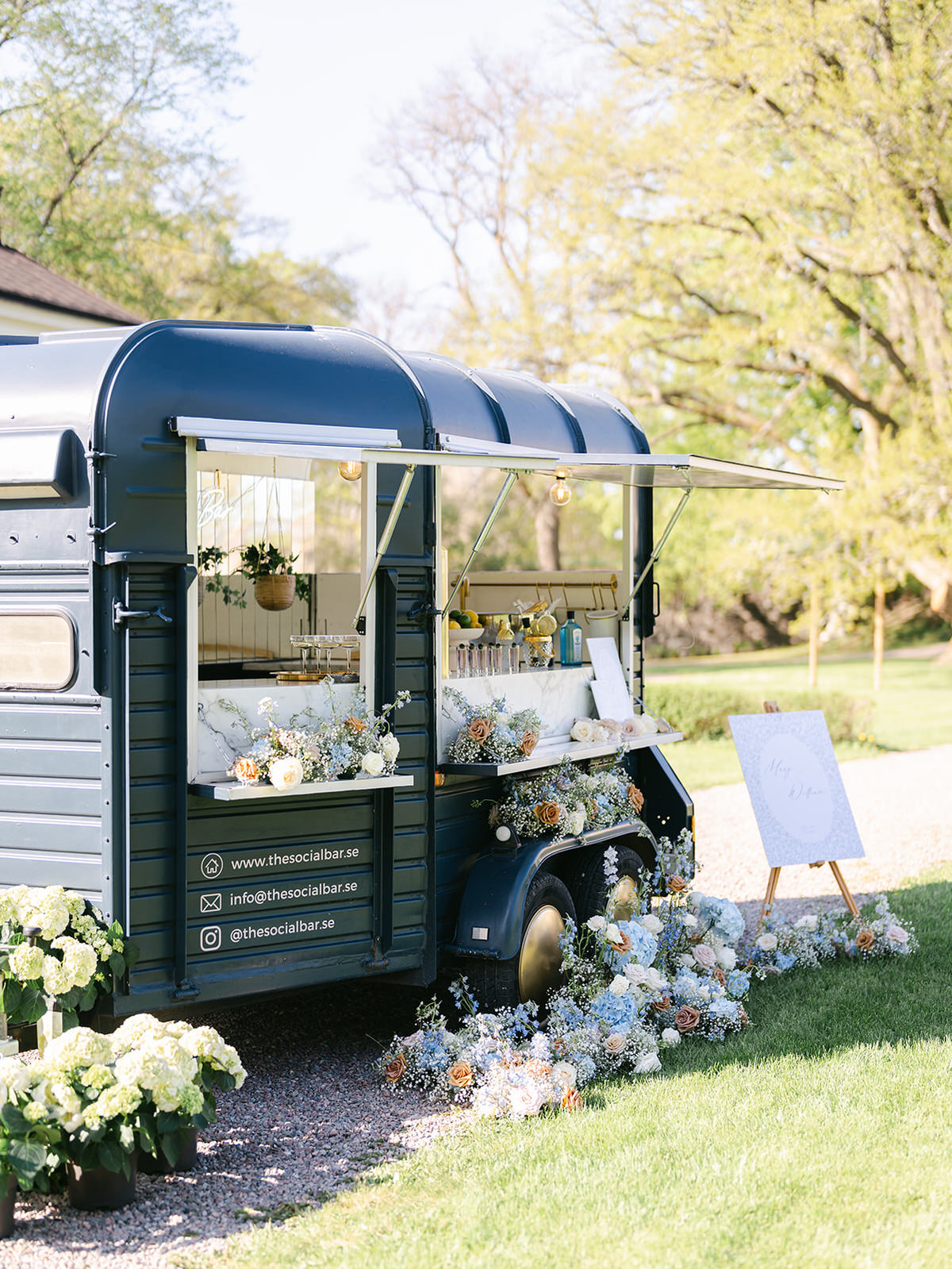 hydrangea fall wedding flowers
