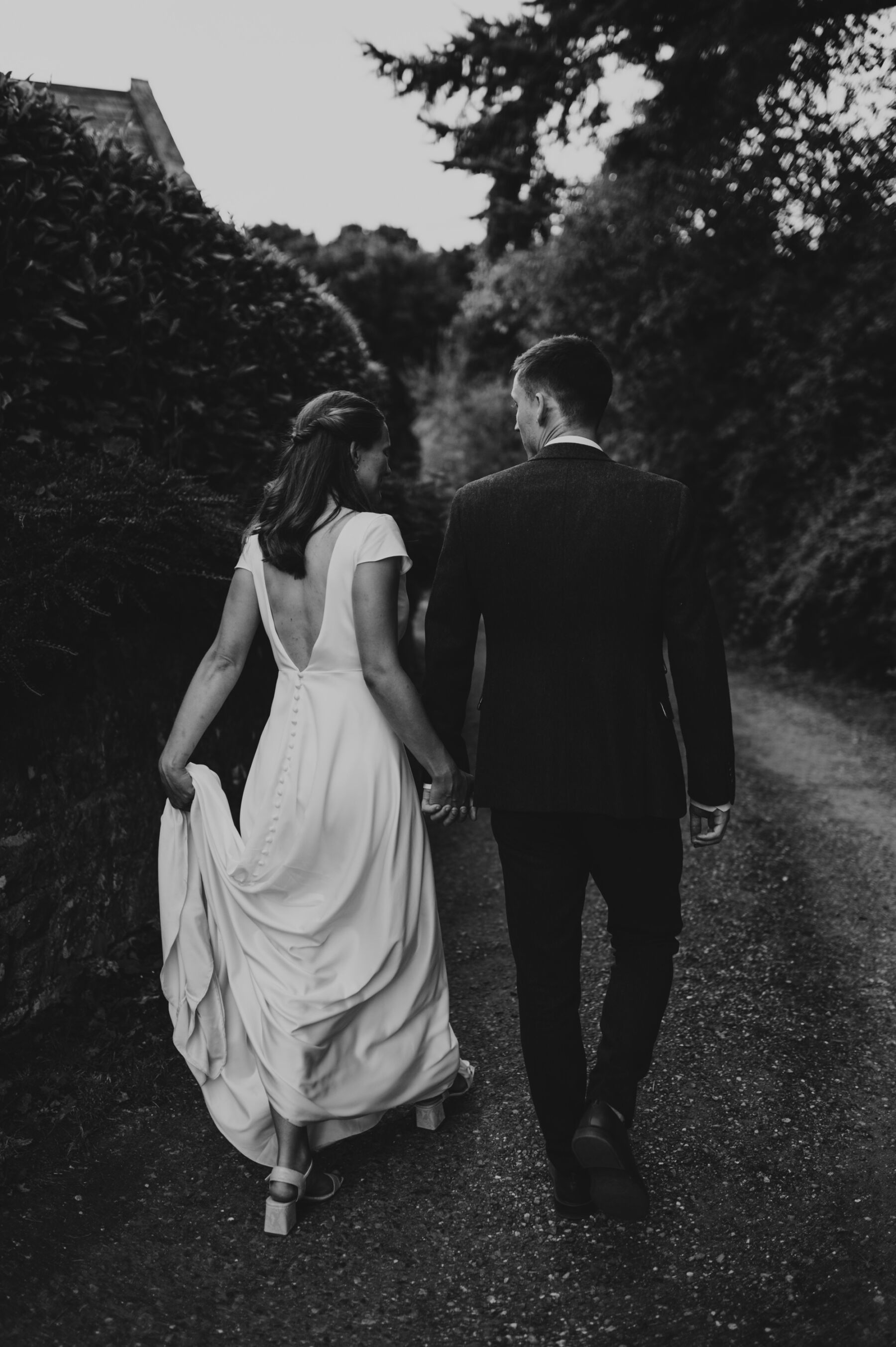 Sophie Rose Bridal Wiltshire Wedding Lizzie Barney Lucy Dracott Photos1143