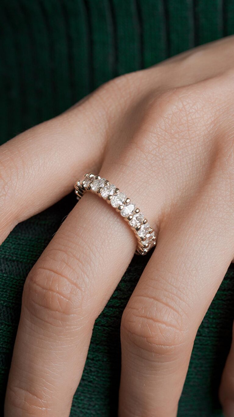 Trend Report: Four Unique Engagement Ring Details That Make Your Ring Pop with Fascinating Diamonds